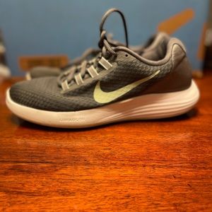 Women’s Nike Lunar Converge 852469 004 Fresh Mint Shoes Size 9 US Running Shoe